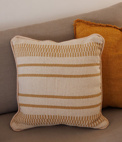 כרית סאלי פסים