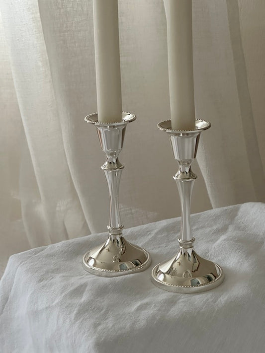 זוג פמוטים קטנים