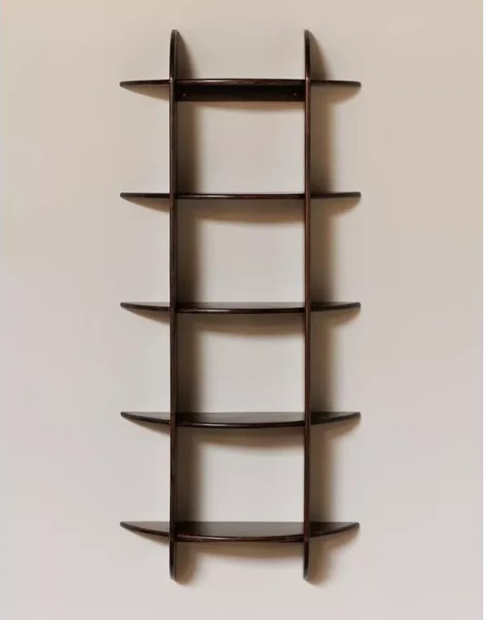 יחידת מדפים מעץ מנגו